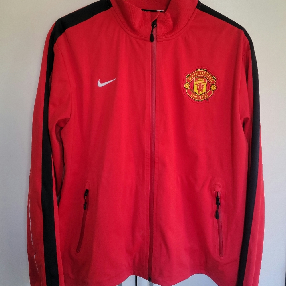Nike | Manchester United track jacket size large